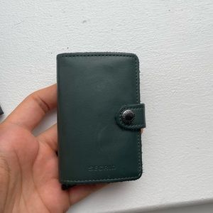 Secrid Original Green Leather Wallet / Card Holder